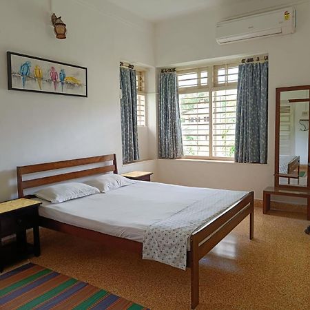 Srinekatan Heritage Villa Homestay อาเมดาบัด ภายนอก รูปภาพ