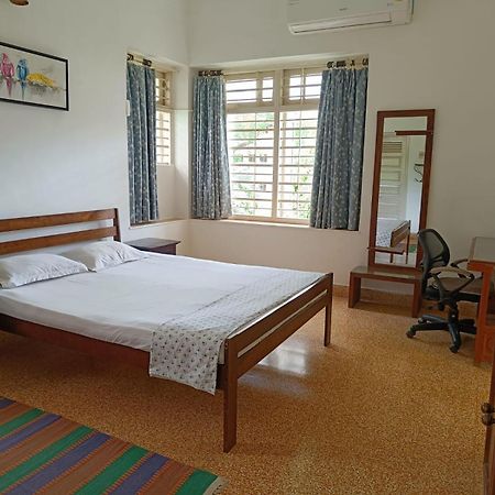 Srinekatan Heritage Villa Homestay อาเมดาบัด ภายนอก รูปภาพ