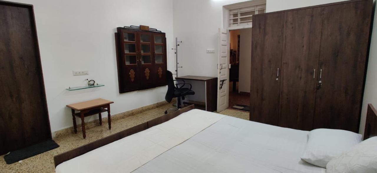Srinekatan Heritage Villa Homestay อาเมดาบัด ภายนอก รูปภาพ