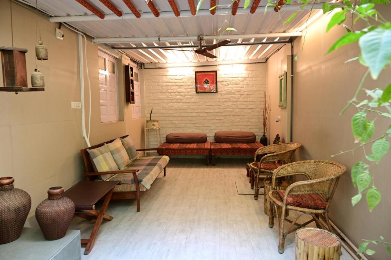 Srinekatan Heritage Villa Homestay อาเมดาบัด ภายนอก รูปภาพ