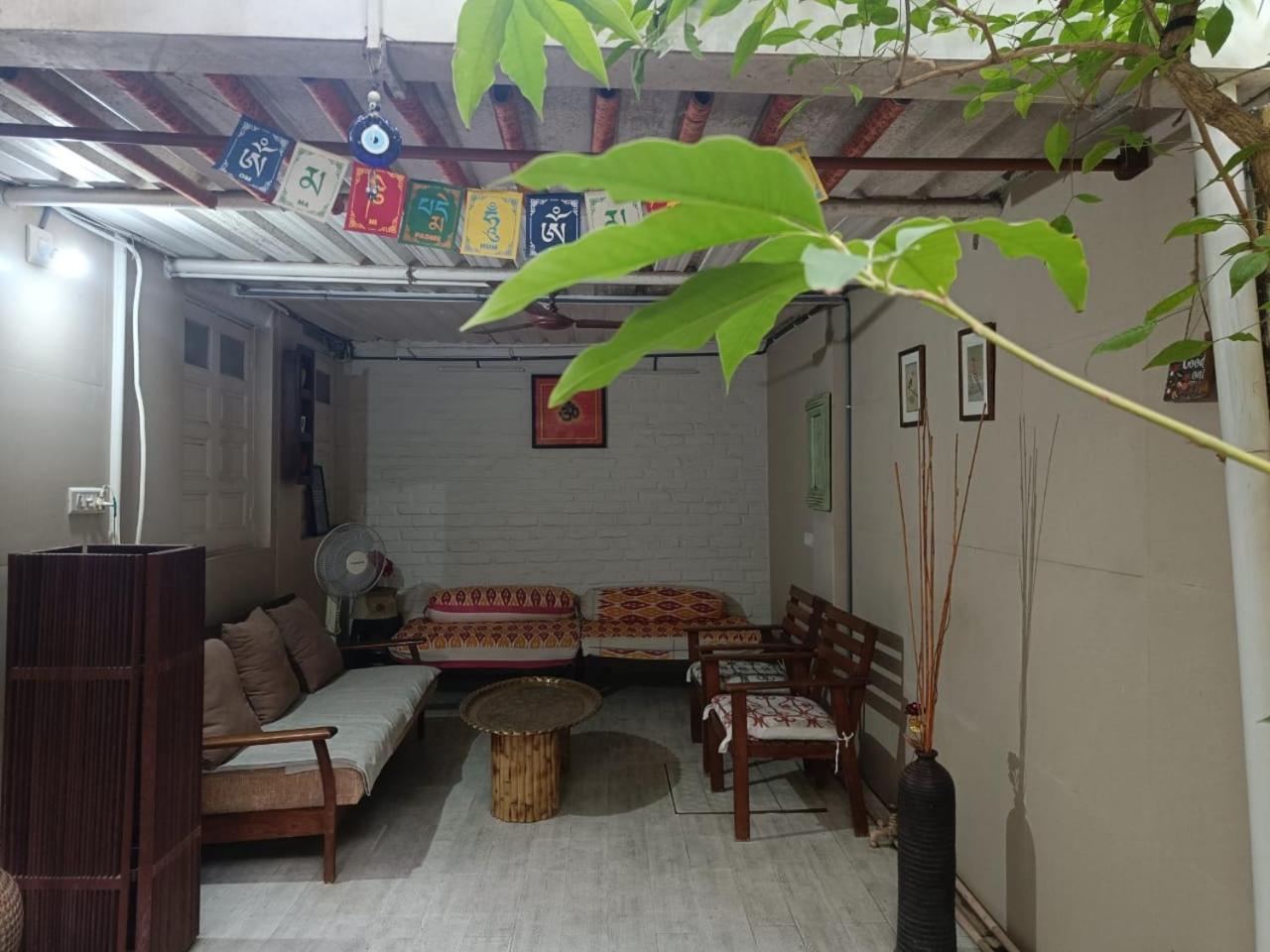 Srinekatan Heritage Villa Homestay อาเมดาบัด ภายนอก รูปภาพ